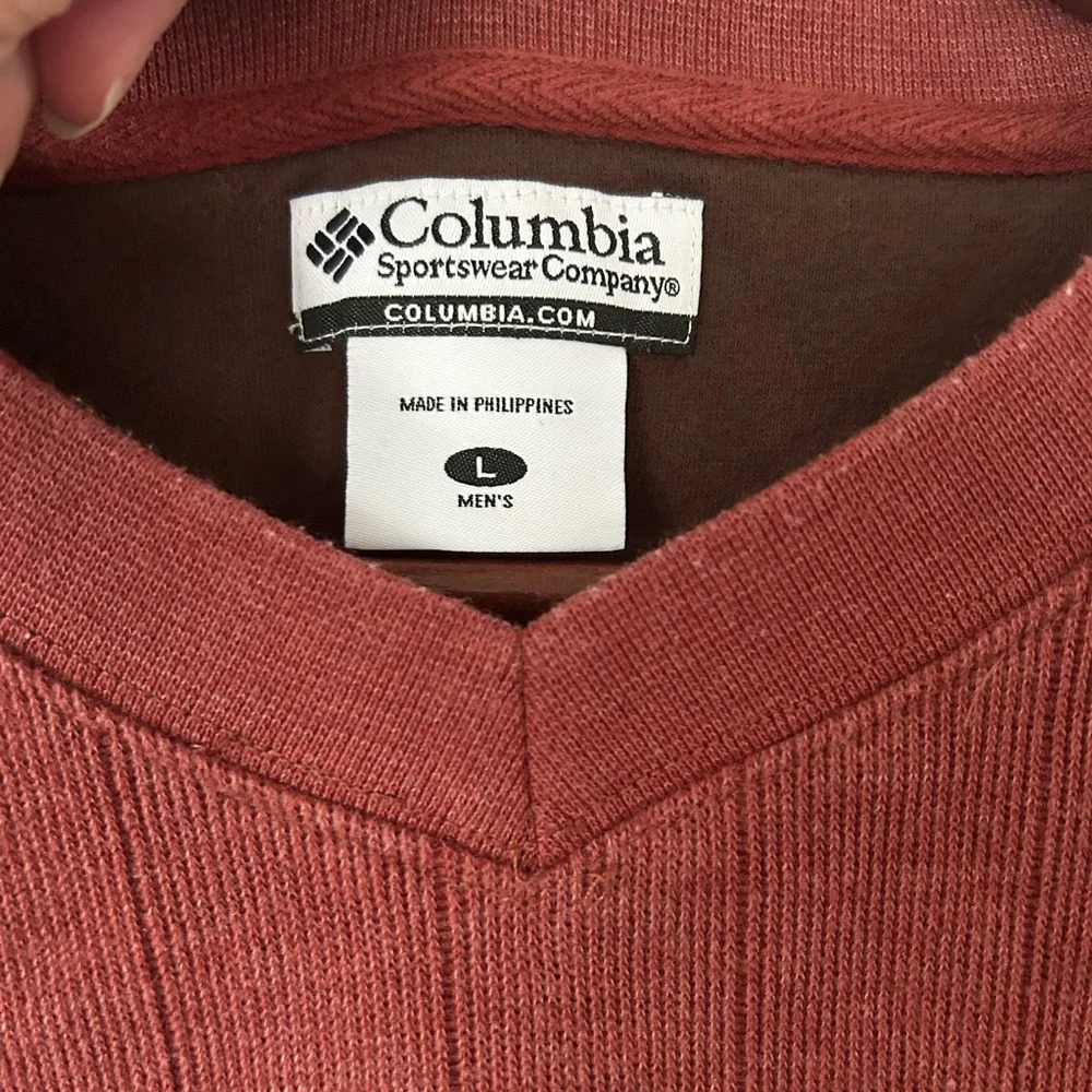 Columbia Men's Preloved Brick Red Pullover, Size Large, small pull - Picture 4 of 8